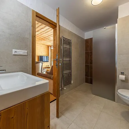 公寓 Ski-in Jasna Otupne & 迪马诺卡多林纳